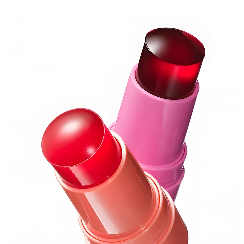 Which Lip Gloss or Lipstick Should You Choose for All-Day Wear?